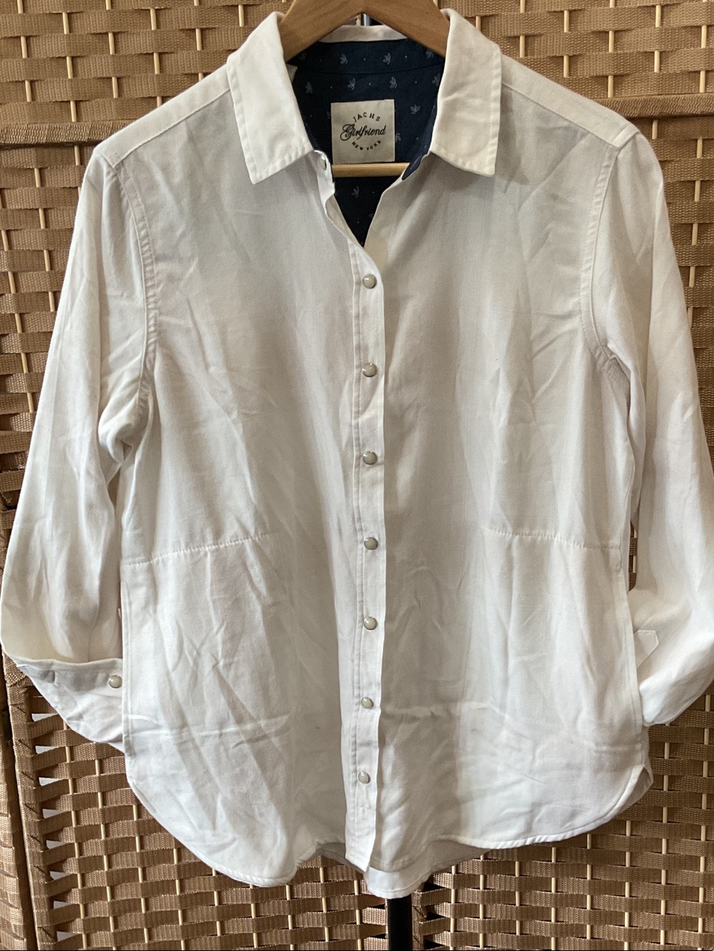 JACHS Girlfriend White Button-Down Shirt with Navy Inner Collar